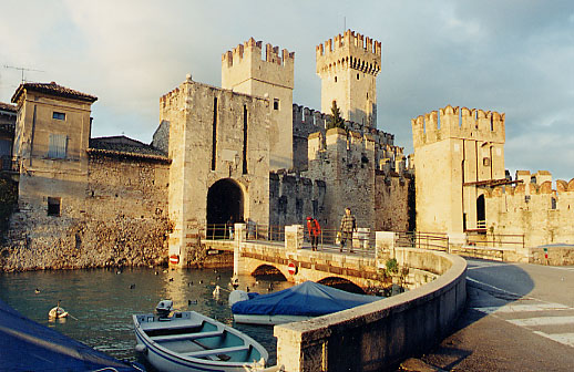 Visiting Lombardy, Castello Sirmione