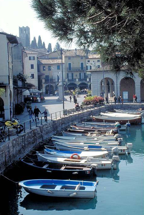 Visiting Lombardy lago di Garda sights